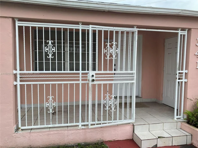 341 Tamiami Blvd, Miami FL 33144