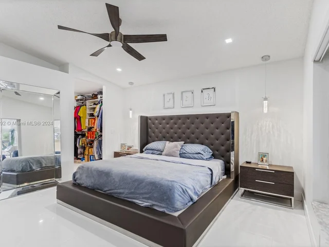 14981 SW 18th St, Miramar FL 33027