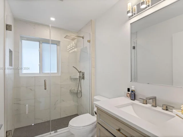 14981 SW 18th St, Miramar FL 33027