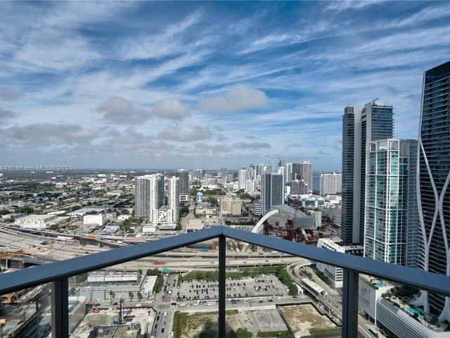 851 ne 1st ave # 3900, Miami FL 33132