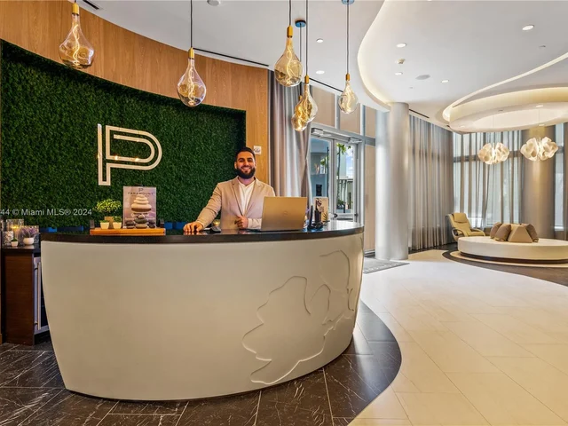 851 ne 1st ave # 3900, Miami FL 33132