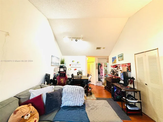 1031 Coral Club Dr # 1031, Coral Springs FL 33071