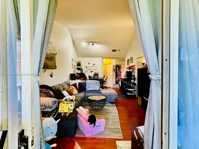 1031 Coral Club Dr # 1031, Coral Springs FL 33071