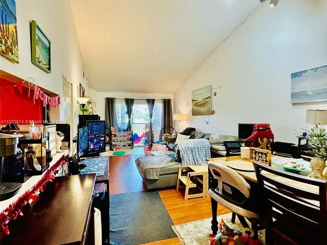 1031 Coral Club Dr # 1031, Coral Springs FL 33071