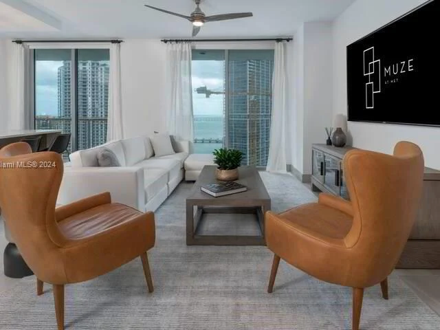 340 SE 3rd St # 1710, Miami FL 33131