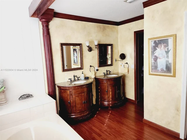 9140 SW 156th Ct, Miami FL 33196