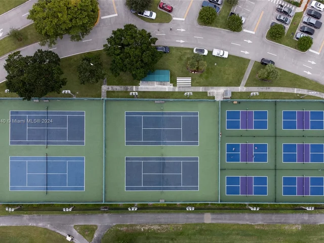 13455 SW 3rd St # 312S, Pembroke Pines FL 33027