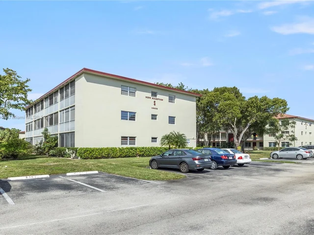 13455 SW 3rd St # 312S, Pembroke Pines FL 33027
