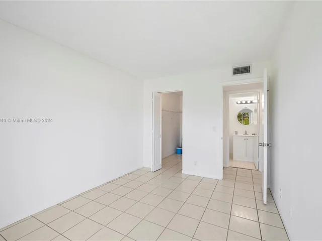 13455 SW 3rd St # 312S, Pembroke Pines FL 33027