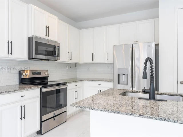 23531 SW 107th Pl, Homestead FL 33032