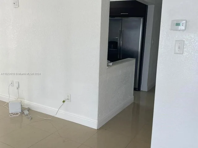 11320 SW 55th St, Miami FL 33165