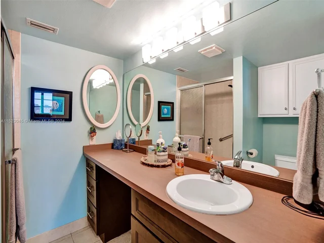 6203 Coral Lake Dr # 103, Margate FL 33063