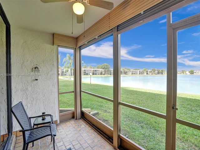 6203 Coral Lake Dr # 103, Margate FL 33063