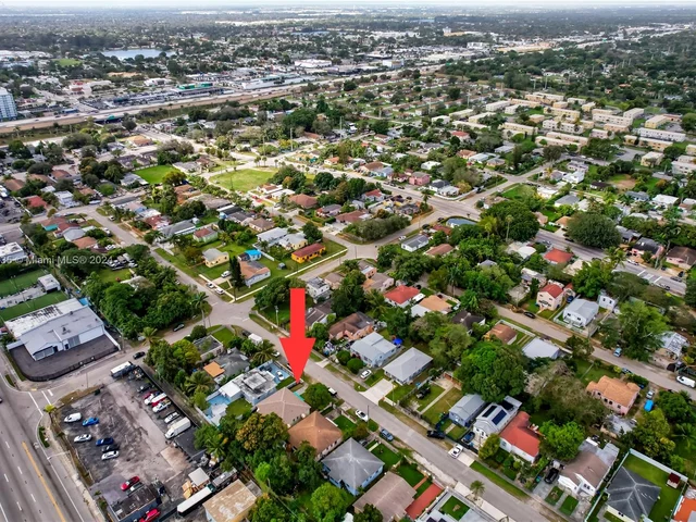 354 NW 80th St, Miami FL 33150