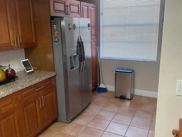 7450 NW 18th St # 208, Margate FL 33063