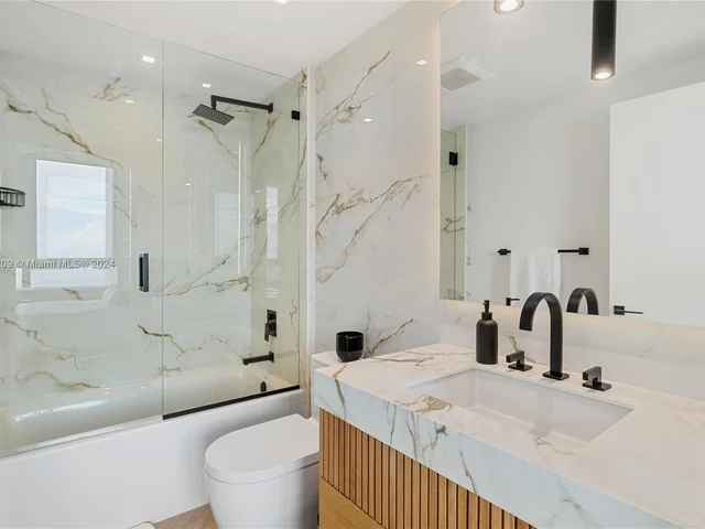 1331 Brickell Bay Dr # 2903, Miami FL 33131