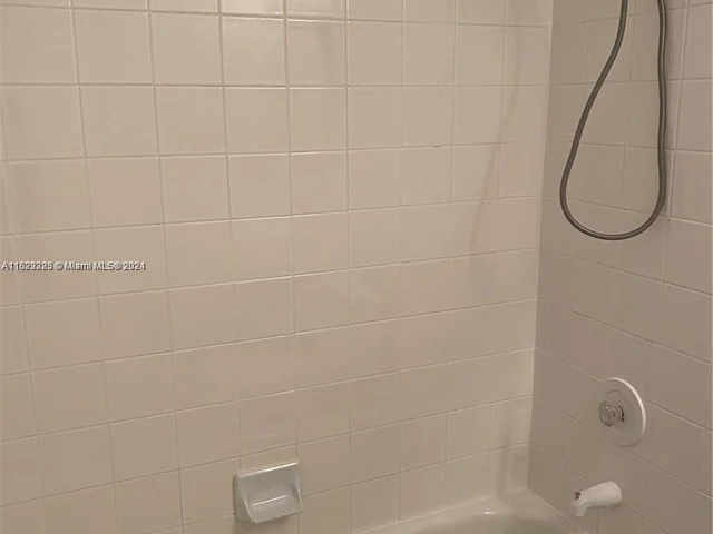 15627 SW 16th Ct, Pembroke Pines FL 33027