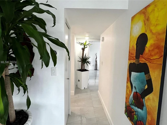 2780 NE 183rd St # 417, Aventura FL 33160