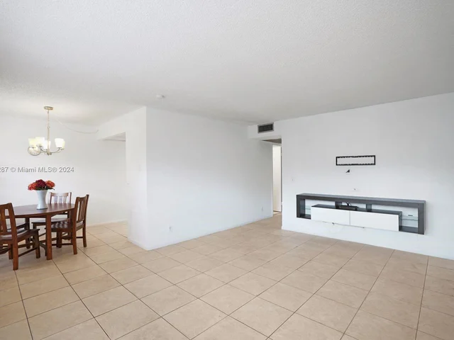 151 SW 135th Ter # 302T, Pembroke Pines FL 33027