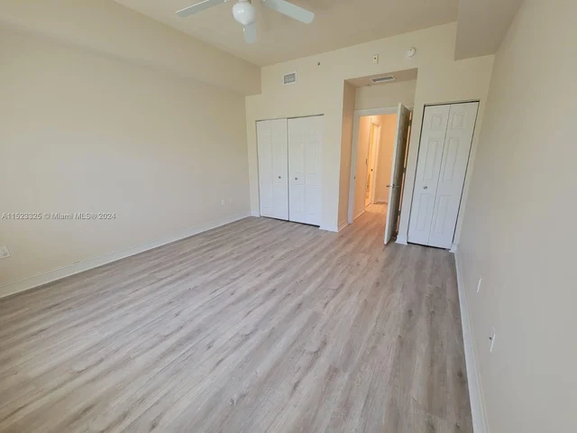 3001 NE 185th St # 333, Aventura FL 33180