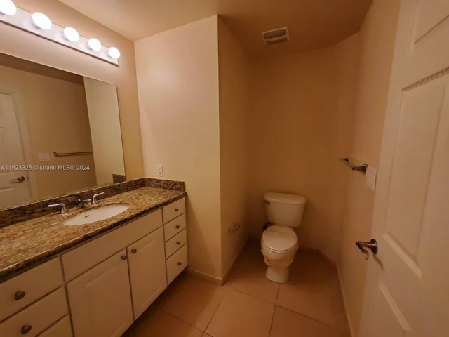 3001 NE 185th St # 333, Aventura FL 33180