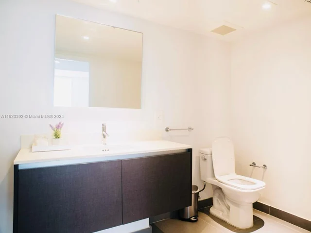 6620 Indian Creek Dr # 708, Miami Beach FL 33141