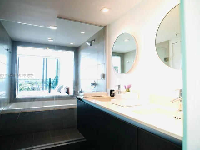 6620 Indian Creek Dr # 708, Miami Beach FL 33141