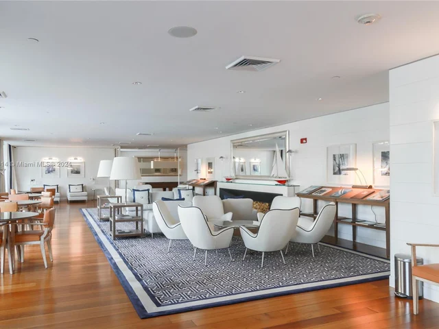 2627 S Bayshore Dr # 906, Miami FL 33133