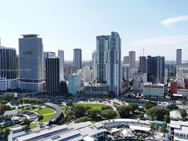 244 Biscayne Blvd # 446, Miami FL 33132