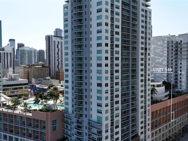 244 Biscayne Blvd # 446, Miami FL 33132