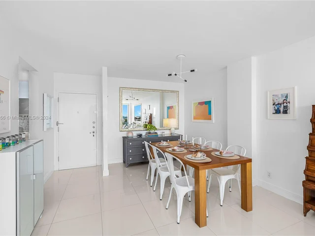 2450 NE 135th St # 1009, North Miami FL 33181