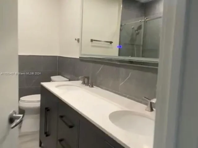 1791 NE Miami Gardens Dr # E202, Miami FL 33179