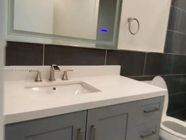 1791 NE Miami Gardens Dr # E202, Miami FL 33179