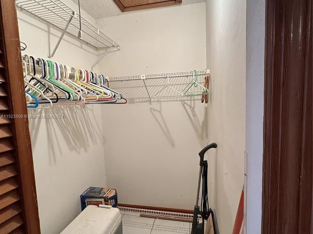 3853 SW 133rd Pl, Miami FL 33175