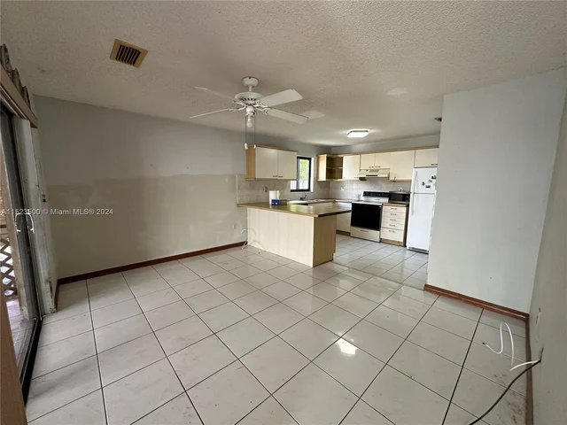 3853 SW 133rd Pl, Miami FL 33175