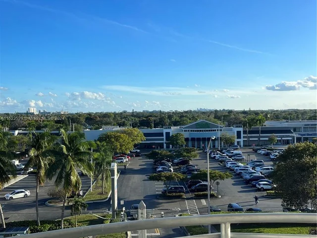 1789 NE Miami Gardens Dr # 505W, Miami FL 33179