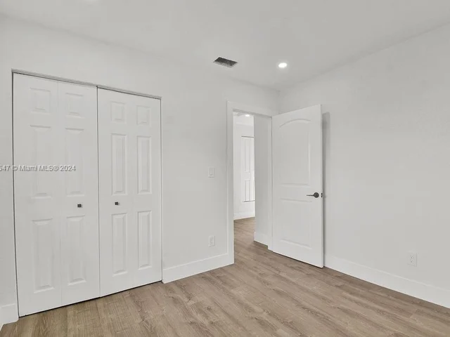 21130 NW 39th Ave, Miami Gardens FL 33055