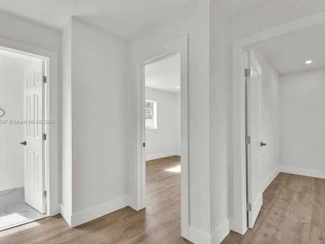 21130 NW 39th Ave, Miami Gardens FL 33055