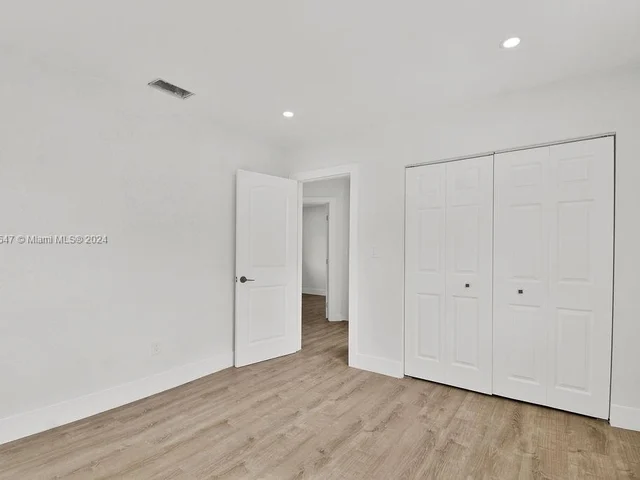 21130 NW 39th Ave, Miami Gardens FL 33055