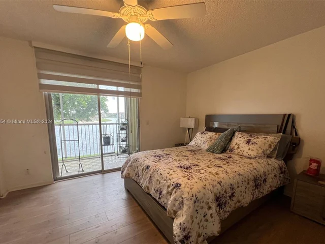 1301 SW 134th Way # 208B, Pembroke Pines FL 33027