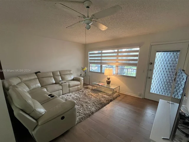 1301 SW 134th Way # 208B, Pembroke Pines FL 33027