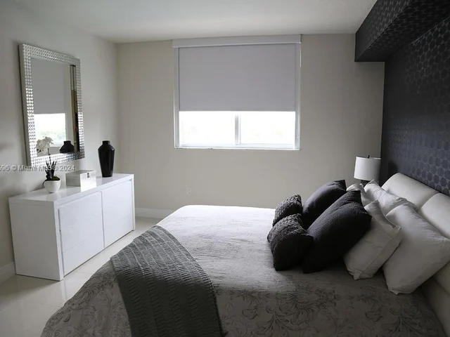 1861 NW S River Dr # 906, Miami FL 33125