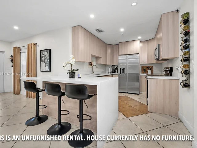 411 NE 58th Ct, Oakland Park FL 33334