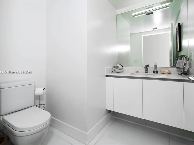 330 Sunny Isles Blvd # 1502, Sunny Isles Beach FL 33160