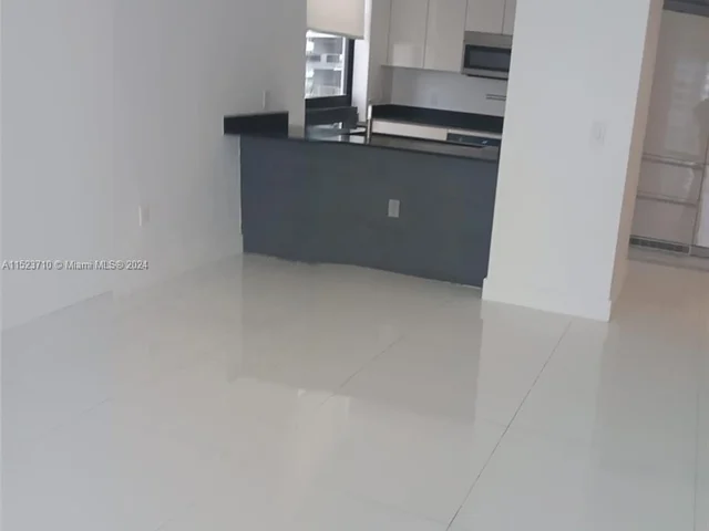 1010 Brickell Ave # 3205, Miami FL 33131