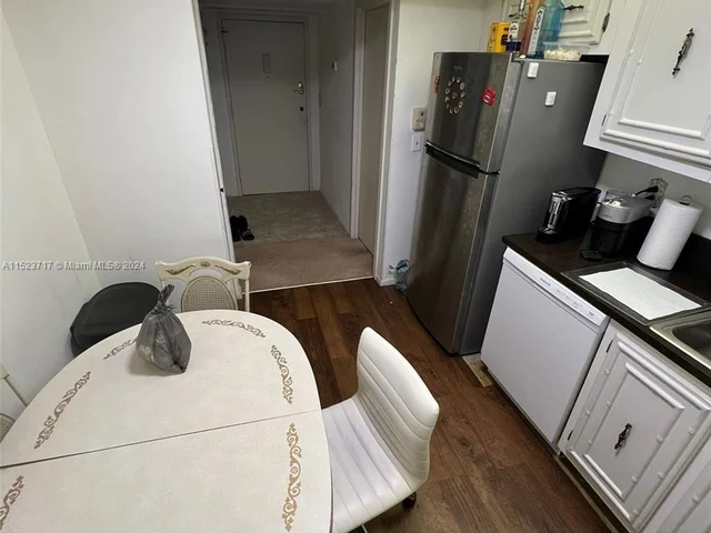 501 Three Islands Blvd # 410, Hallandale Beach FL 33009