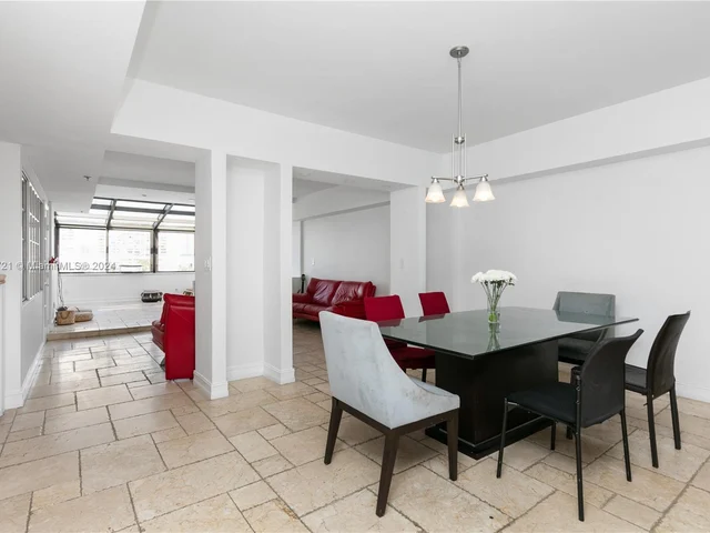 401 Poinciana Dr # 1225, Sunny Isles Beach FL 33160