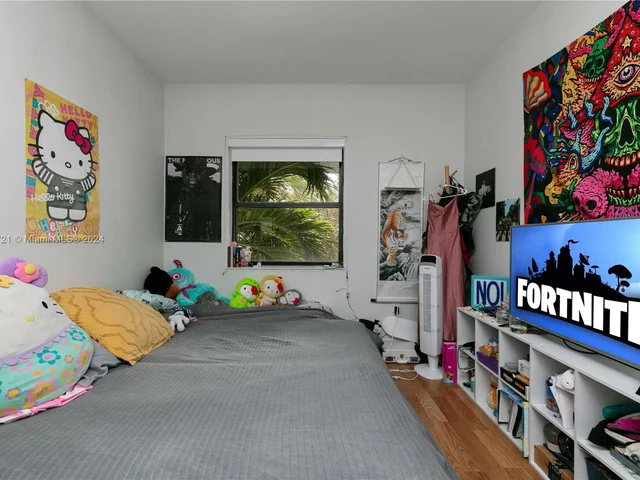 401 Poinciana Dr # 1225, Sunny Isles Beach FL 33160