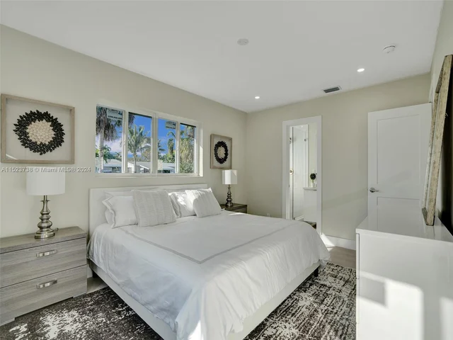 509 NE 28th St, Wilton Manors FL 33334