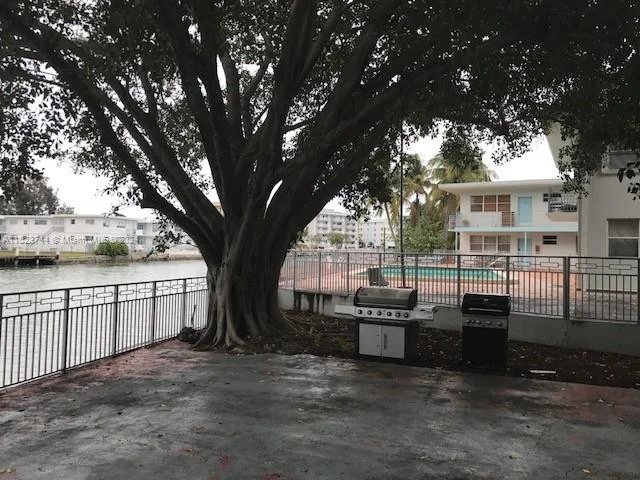 1289 Marseille Dr # 50, Miami Beach FL 33141